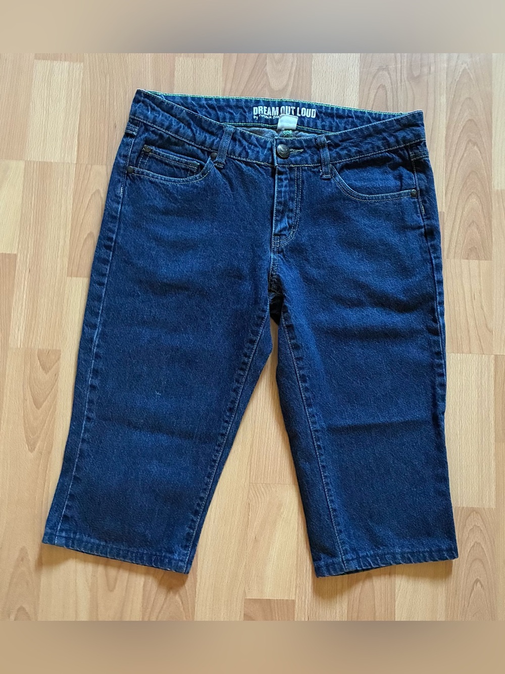 Dream Out Loud Dark Wash Denim Knee Length Jeans Cotton Size 9 Shorts Women's